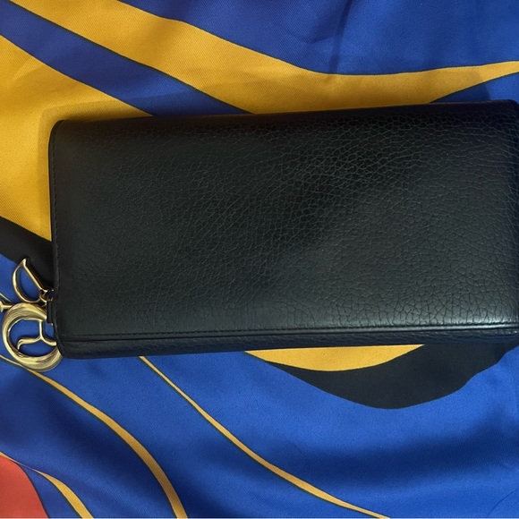 Authentic Preloved Authentic Christian Dior Leather Wallet - Picture 3 of 8